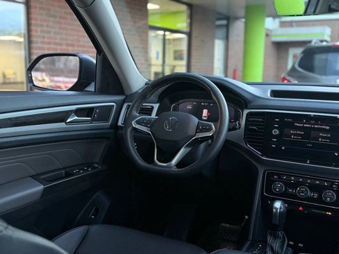 Used 2023 Volkswagen Atlas SE AWD/4WD image 22