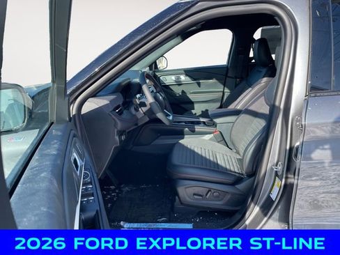 New 2026 Ford Explorer ST-Line w/ ST-Line Street Pack image 9