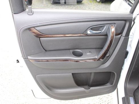 Used 2016 GMC Acadia Denali FWD image 24