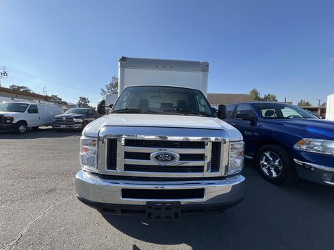 Used 2019 Ford E-350 and Econoline 350 Super Duty image 5