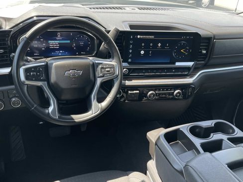 Used 2026 Chevrolet Silverado 1500 RST RWD image 9