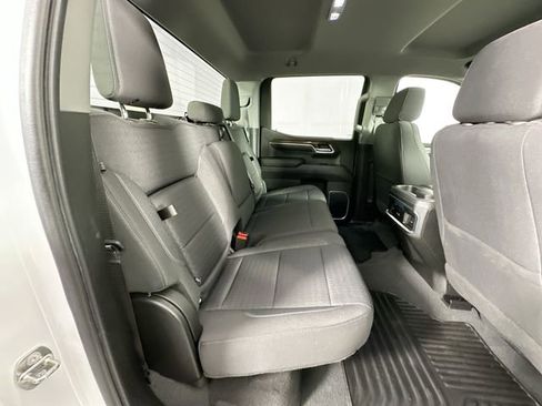 Used 2022 GMC Sierra 1500 Elevation image 27