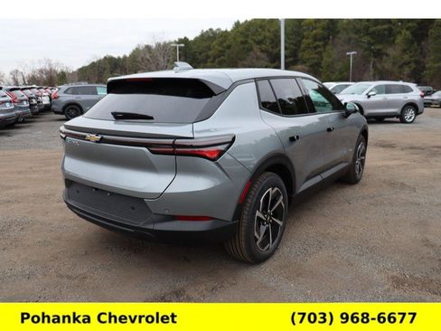 New 2026 Chevrolet Equinox EV LT image 7