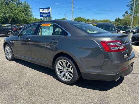 Used 2016 Ford Taurus Limited FWD image 2