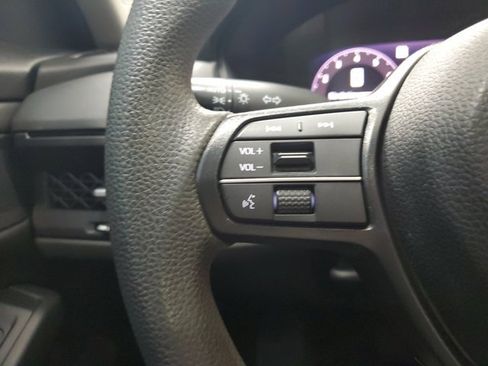 Used 2023 Honda Accord EX image 21