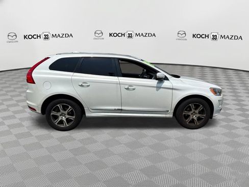 Used 2015 Volvo XC60 T6 w/ Proximity Package AWD/4WD image 8
