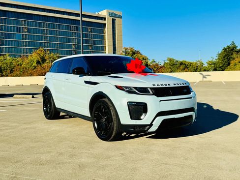 Used 2017 Land Rover Range Rover Evoque HSE Dynamic image 2