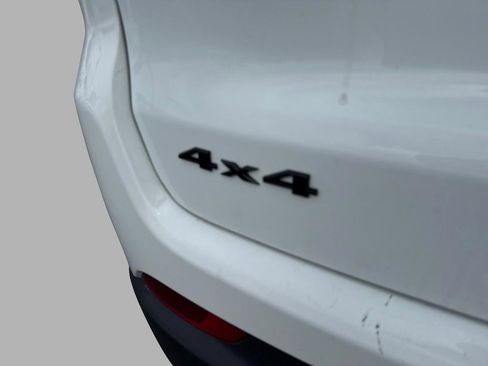 Used 2022 Jeep Compass Altitude w/ Convenience Group image 9