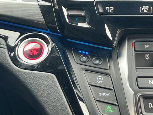 Used 2024 Honda Odyssey Elite image 23