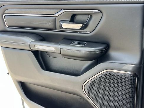 Used 2023 RAM 1500 Limited w/ Body Color Bumper Group AWD/4WD image 18