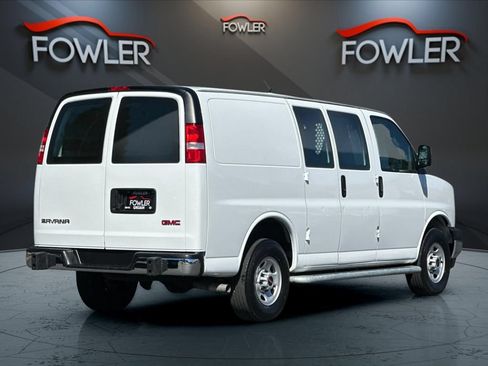 Used 2024 GMC Savana 2500 w/ Driver Convenience Package RWD image 5