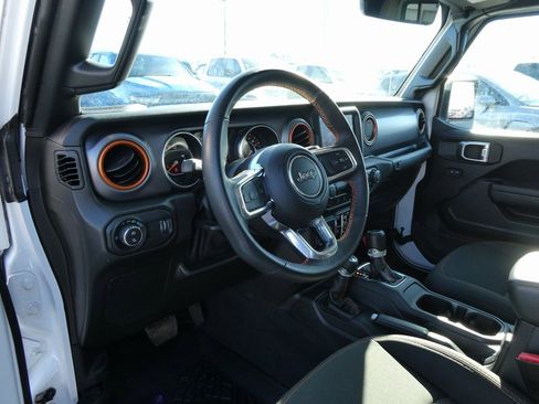 Used 2023 Jeep Gladiator Mojave image 20