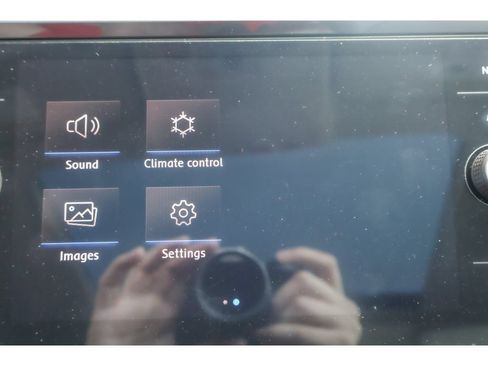 Used 2019 Volkswagen Tiguan SEL AWD/4WD image 27