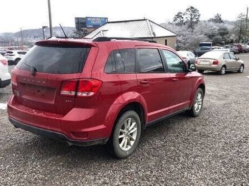 Used 2015 Dodge Journey SXT w/ Flexible Seating Group image 5