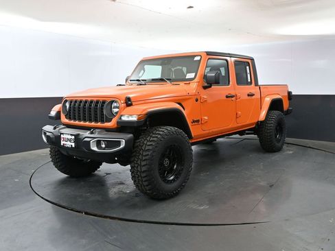 New 2025 Jeep Gladiator Sport image 10