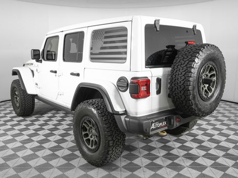 Used 2022 Jeep Wrangler Unlimited Rubicon w/ Xtreme Recon 35" Tire Package image 7