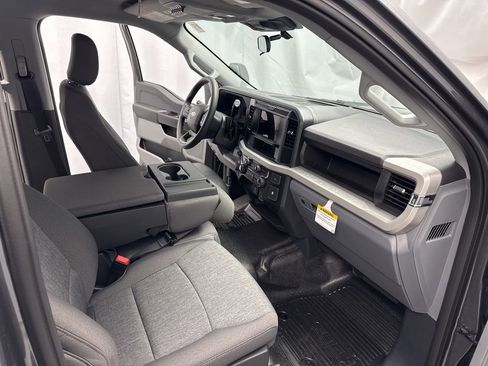 New 2026 Ford F250 XL w/ XL Off-Road Package AWD/4WD image 32