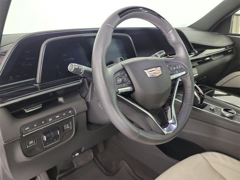 Certified 2023 Cadillac Escalade ESV Sport w/ LPO, ONYX Package image 19