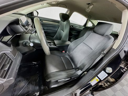 Used 2018 Honda Accord LX image 12