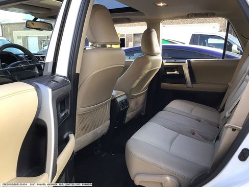 Used 2017 Toyota 4Runner SR5 Premium image 13