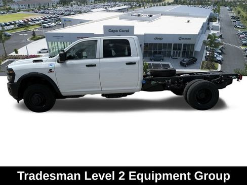 New 2025 RAM 3500 Tradesman image 8