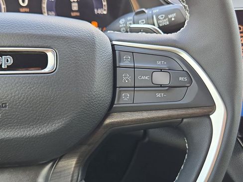 New 2026 Jeep Grand Cherokee Altitude AWD/4WD image 23
