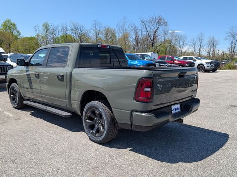 New 2026 RAM 1500 Express image 2