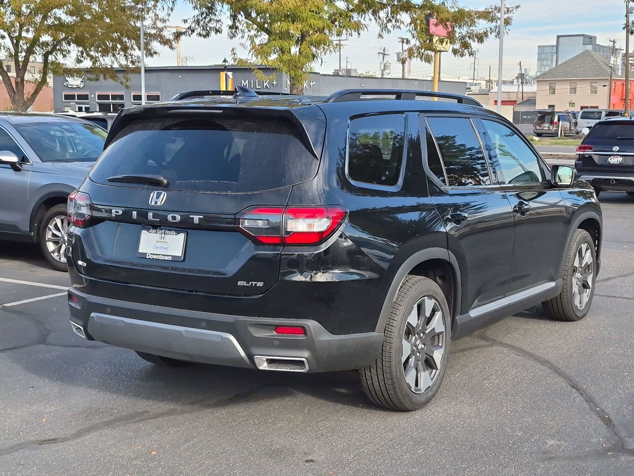 Certified 2026 Honda Pilot Elite image 3