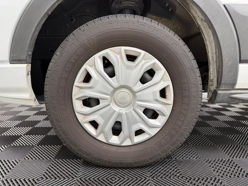 Used 2023 Ford Transit 350 XLT RWD image 29