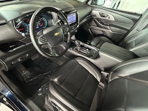 Used 2023 Chevrolet Traverse LT w/ LPO, Floor Liner Package image 40