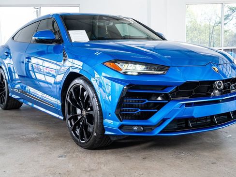 Used 2020 Lamborghini Urus image 4