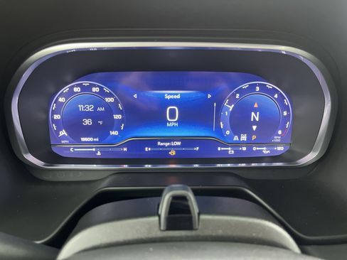 Used 2023 Chevrolet Tahoe Premier w/ Advanced Technology Package image 29