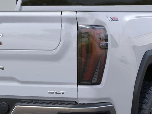 New 2026 GMC Sierra 2500 SLT w/ SLT Convenience Package AWD/4WD image 11