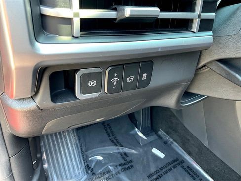 Used 2024 Hyundai Santa Fe SEL AWD/4WD image 38