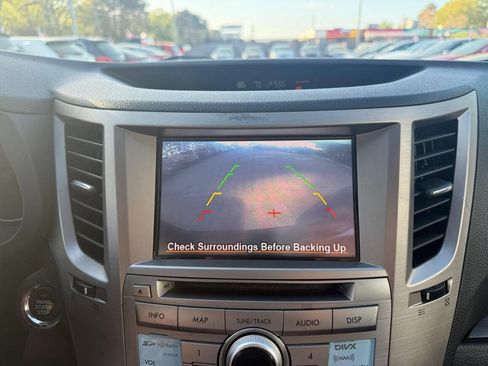 Used 2014 Subaru Outback 2.5i Limited image 17