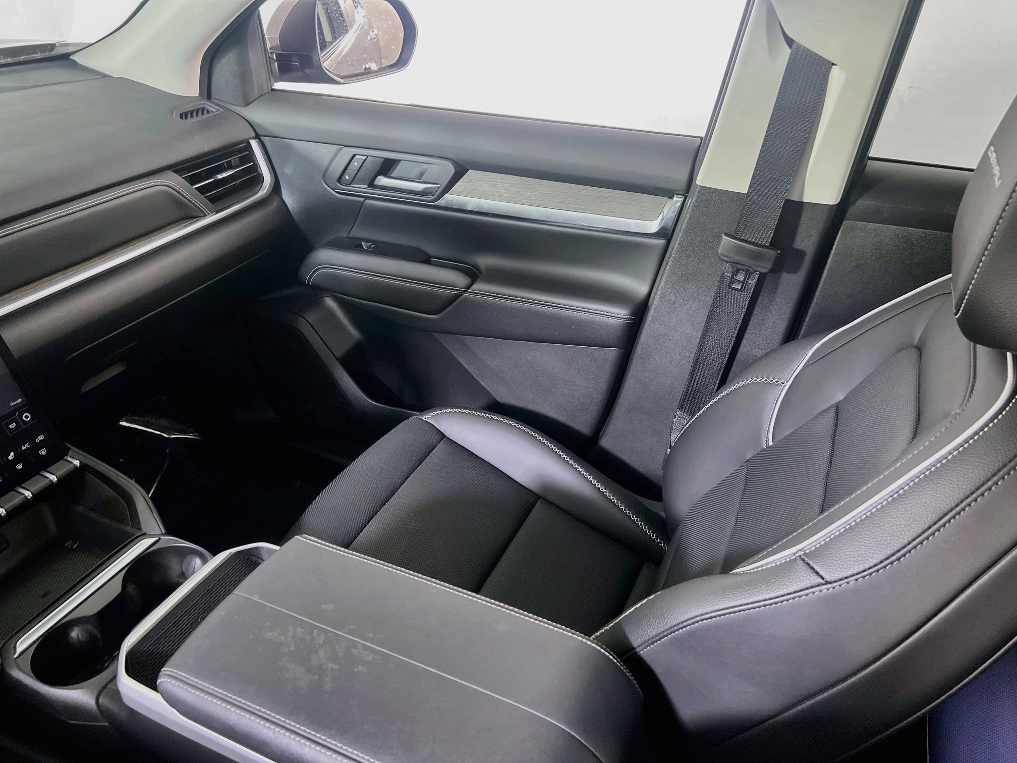 Used 2026 GMC Terrain Denali AWD/4WD image 23