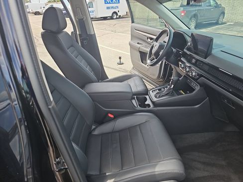 Used 2023 Honda CR-V EX-L image 10