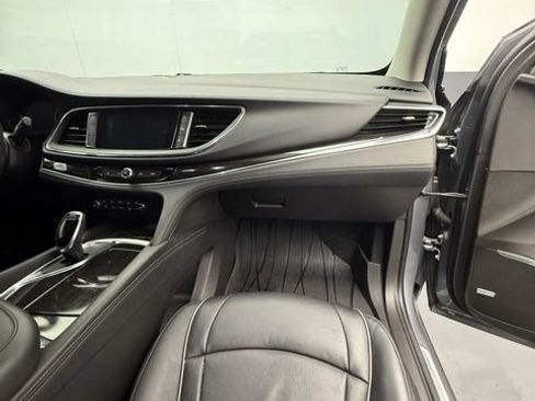 Used 2021 Buick Enclave Avenir FWD image 56