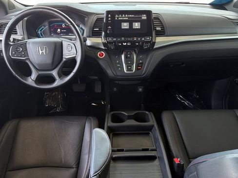 Certified 2024 Honda Odyssey Sport image 17