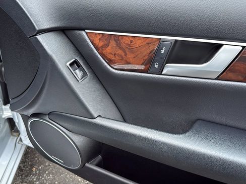 Used 2014 Mercedes-Benz C 300 4MATIC Sedan image 21