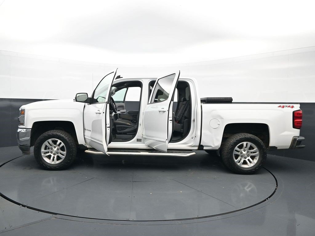 Used 2018 Chevrolet Silverado 1500 LT w/ All Star Edition AWD/4WD image 46