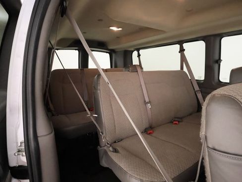 Used 2024 Chevrolet Express 3500 LT w/ LT Preferred Equipment Group image 17