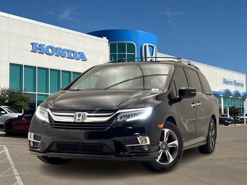 Used 2019 Honda Odyssey Touring image 1