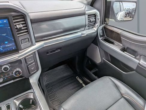 Used 2021 Ford F150 Lariat AWD/4WD image 17