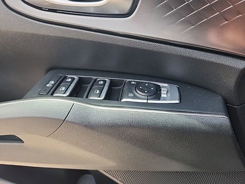 Used 2021 Kia Sorento S FWD image 12
