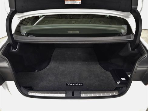 Certified 2024 Lexus LS 500 AWD w/ Luxury Package image 7