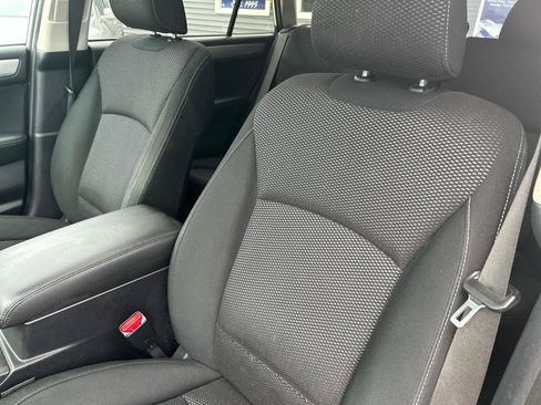 Used 2017 Subaru Outback 2.5i Premium AWD/4WD image 17