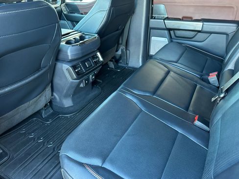 Used 2023 Ford F150 Lariat image 11