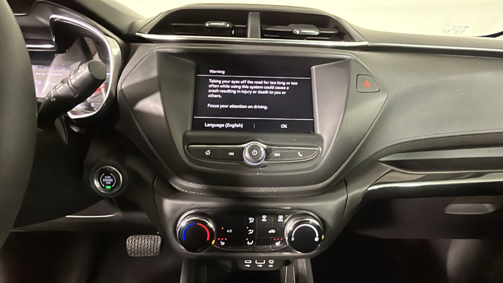 Used 2021 Chevrolet TrailBlazer LT FWD image 27