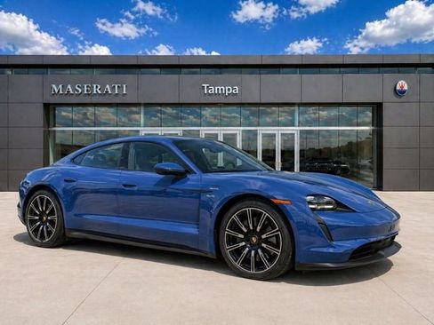 Used 2022 Porsche Taycan RWD image 1